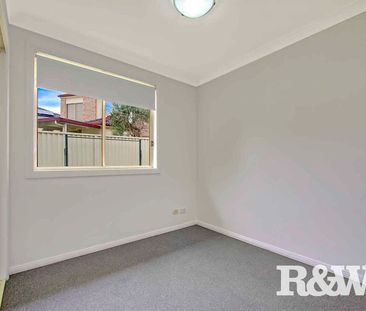 2/18 Florence Street Oakhurst - Photo 1