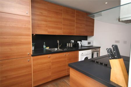 1 bedroom apartment to rent - Photo 4