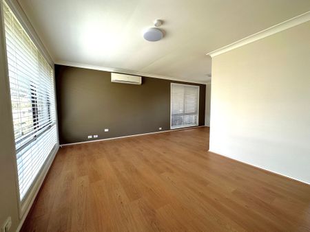 Renovated 3 Bedroom Home - Photo 4