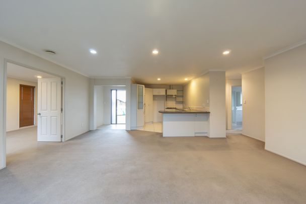 Four Bedroom Family Home - Photo 1