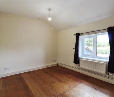 4 bedroom cottage to rent - Photo 1