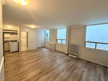 For Lease - 155 Lakeshore Road Unit# 4, Oakville, Ontario - Photo 4