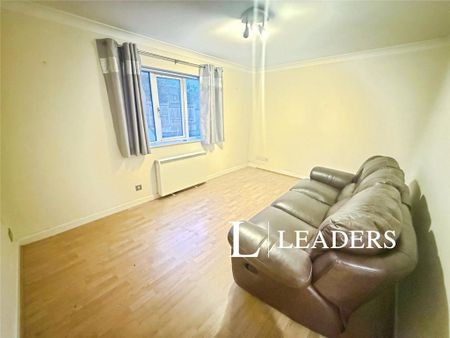 2 bedroom terraced house to rent - Photo 3