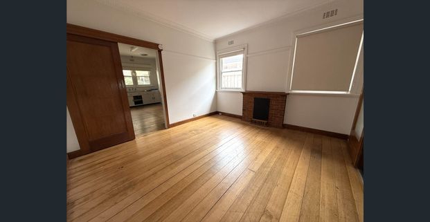 Spacious Three Bedroom Home - Photo 1