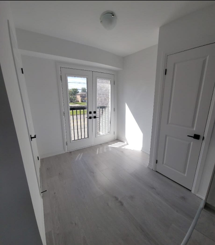 For Lease - 119 Fairlane Avenue, Barrie, Ontario - Photo 3