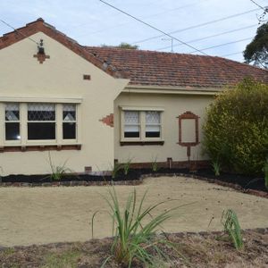 793 Bell Street, Preston VIC 3072 - Photo 2