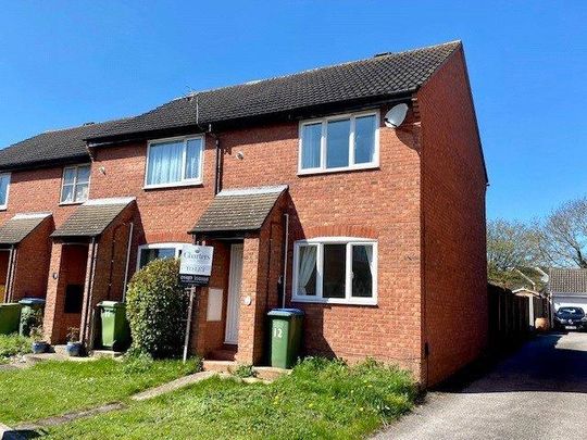 2 bedroom end of terrace house to rent - Photo 1