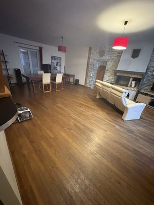 Location maison 9 pièces, 175.00m², Treffieux - Photo 1