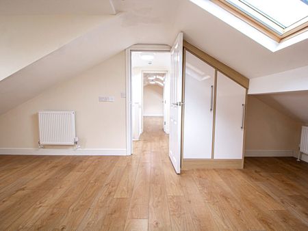 Apt 8, Pavilion House - Photo 5