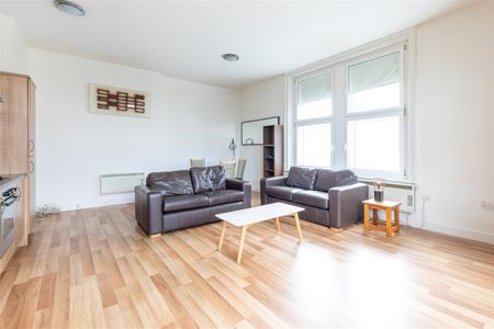 2 bed apartment to rent in Northumberland Street, City Centre, NE1 - Photo 3