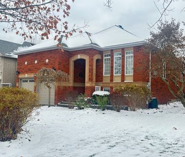 For Lease - 1076 Broughton Lane, Newmarket, Ontario - Photo 1