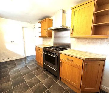 4 bedroom house to rent - Photo 3