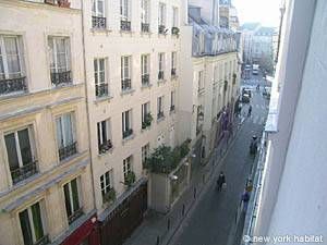 Logement à Paris, Location meublée - Photo 3