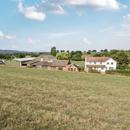 Golden Valley, Nr Newent, Gloucestershire, GL18 - Photo 1