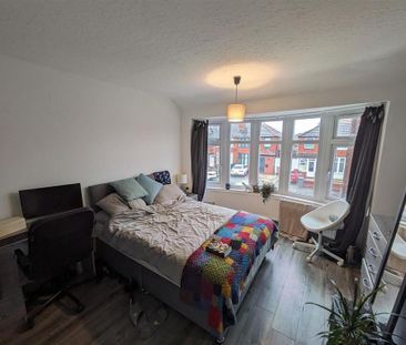 5 bedroom private hall to rent - Photo 5