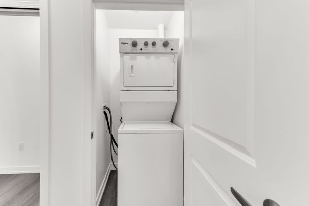 For Lease - 460 Dundas Street Unit# 502, Hamilton, Ontario - Photo 1