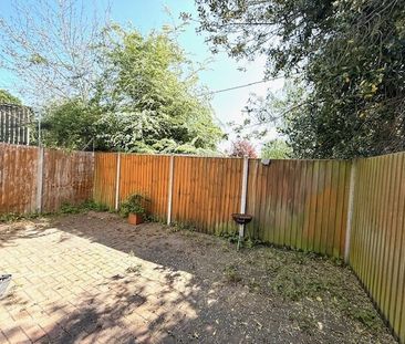 Green Court Road, Crockenhill BR8 - Photo 4