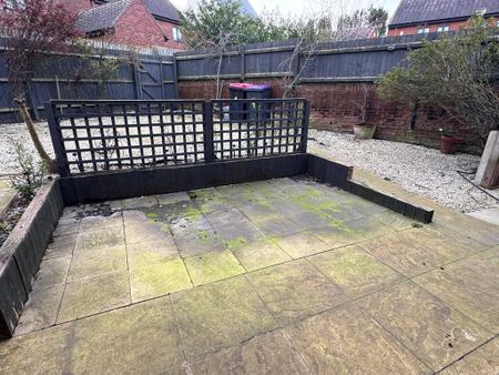 3 bedroom detached house to rent - Photo 4