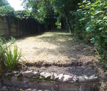 2 bedroom end of terrace house to rent - Photo 6