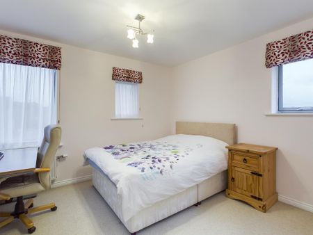 5 bedroom detached house to rent - Photo 5