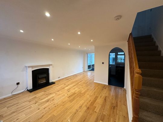 3 Bed Semi-Detached House, Dunsmore Road, LU1 - Photo 1