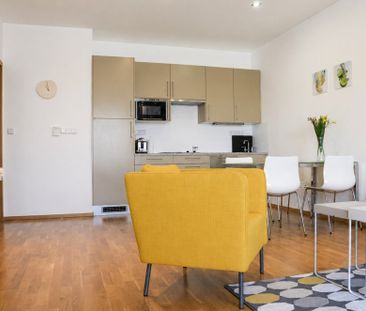 Moderní plně zařízený byt 2+kk s balkonem a garážovým stáním – rezi... - Photo 5