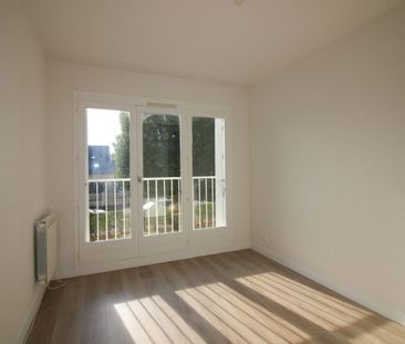 Location Appartement 3 pièces 76m² ST CYR SUR LOIRE 37540 - Photo 3