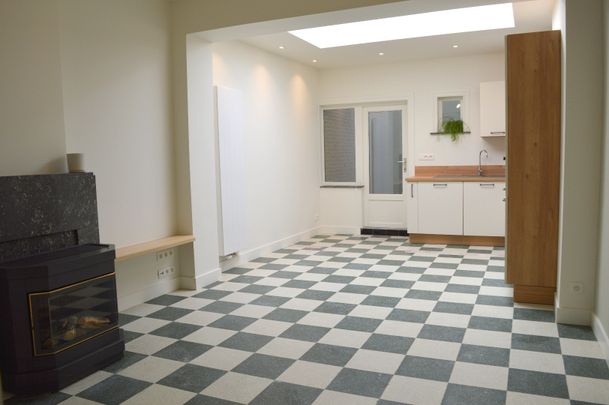 Huis te huur in Kortrijk met 2 slaapkamers - Photo 1
