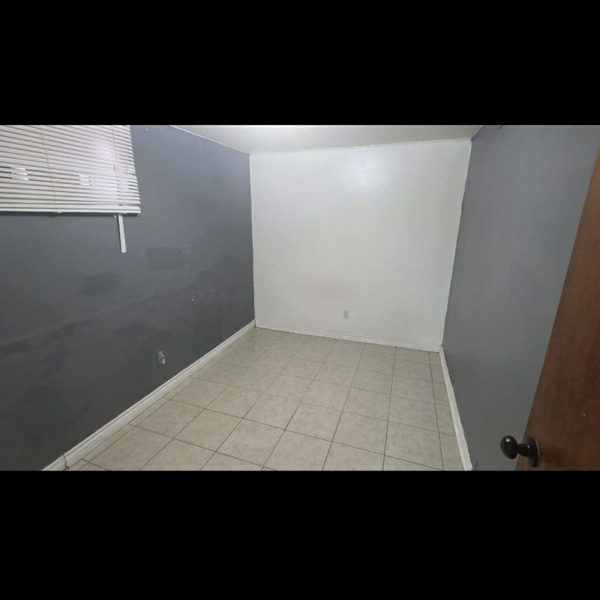 For Lease - 97 Denison Avenue Unit# Lower, Brampton, Ontario - Photo 1