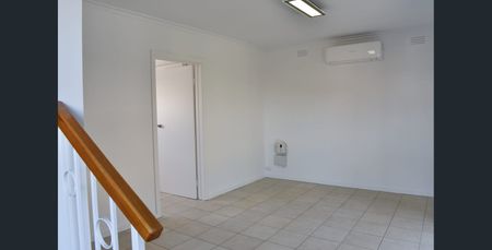 1/125-129 Edward Street, Brunswick VIC 3056 - Photo 4