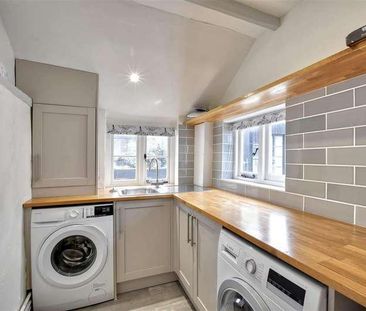 The Mint, Rye, TN31 - Photo 2