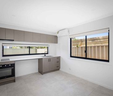 67B Bougainville Road Lethbridge Park - Photo 4