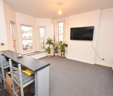 Wellington Road, New Brighton, CH45 - Photo 6