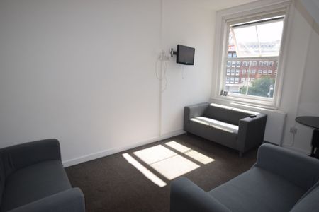 3 Bedroom Flat To Rent in Lansdowne - £1,875 pcm Tenancy Info - Photo 4