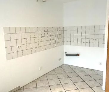 Großzügige 3-Zimmer-Wohnung mit Aufzug und 2 Balkonen in Leverkusen... - Photo 4
