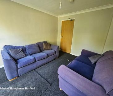 Cheviots, Hatfield, AL10 - Photo 2