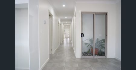 Modern Townhouse. - Photo 3