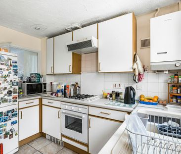 Honeymead, Welwyn, Hertfordshire, AL6 0EG - Photo 4