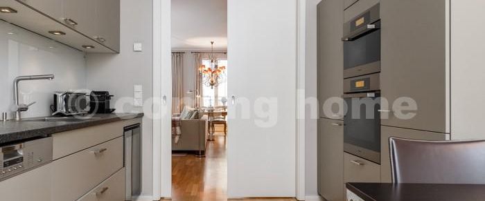 French Inspired: mit Kamin & Tiefgarage - Photo 1