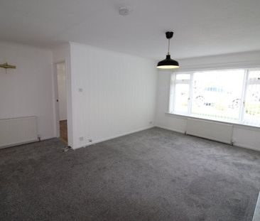 Raillies Avenue, Largs - Photo 1