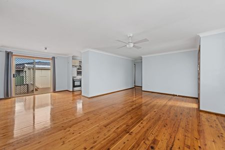 17 Hughes Drive, Albion Park, NSW 2527 - Photo 2