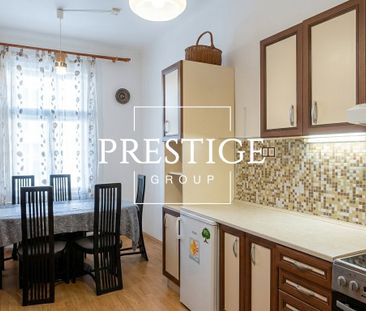 Apartment for rent, 2+1 - 1 bedroom, 77m - Photo 2