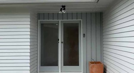 Spacious 3-Bedroom Home + Rumpus Room - Photo 4