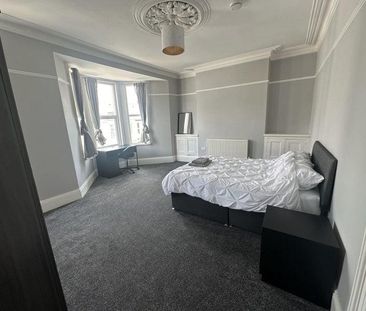 7 bedroom house share to rent - Photo 4