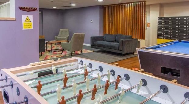 Studio to rent - Photo 1