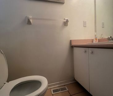 For Lease - 1240 Westview Terrace Unit# 29, Oakville, Ontario - Photo 5