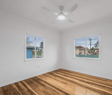 16 Spring St, East Ipswich, Qld 4305 - Photo 5