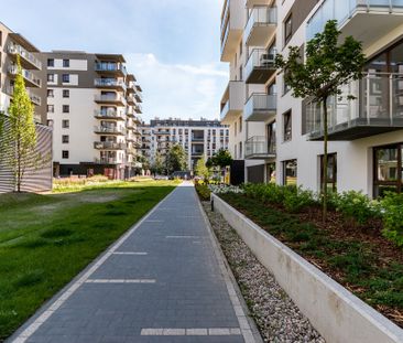 Mieszkanie z 2 ogródkami, garaż, komórka. - Фото 1