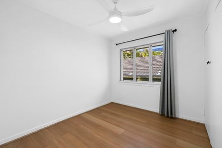 19 Noreen Street, Chapel Hill QLD 4069 - House For Rent | Domain - Photo 3