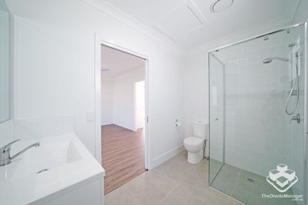 Runcorn Brand new 3 Bedroom house available now $700/w - Photo 3